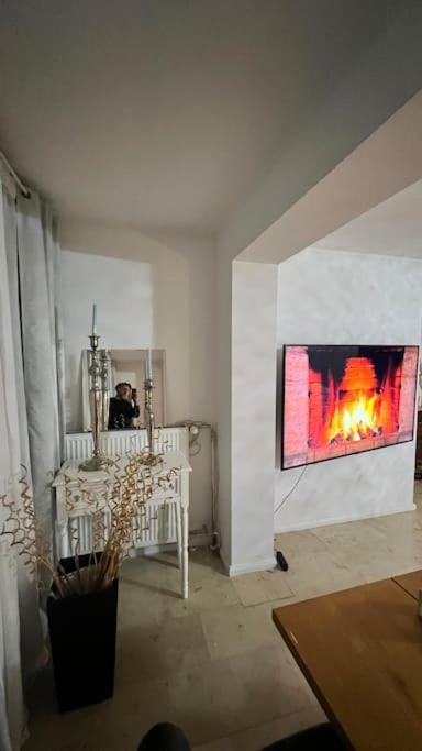 Ein Charmanter Zweifamilienhaus Berlin Dış mekan fotoğraf