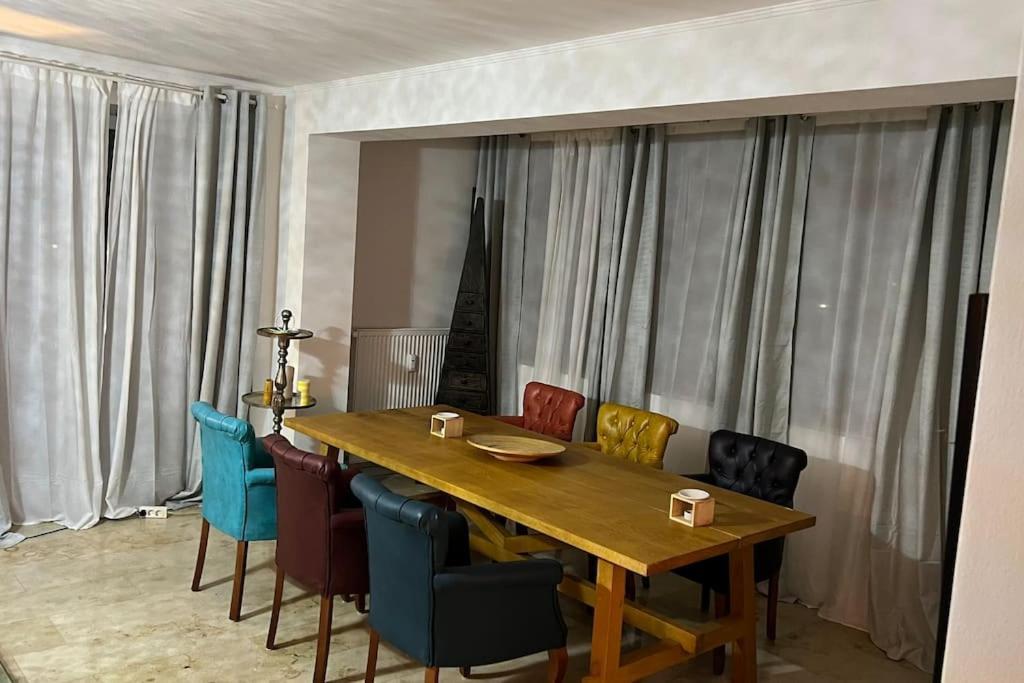 Ein Charmanter Zweifamilienhaus Berlin Oda fotoğraf